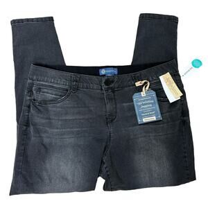 NWT Democracy "Ab"solution Distressed Black Jegging Jeans Size 20W